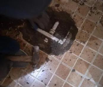 眉山市卫生间漏水维修公司为您分享下卫生间渗水如何处理及注意事项